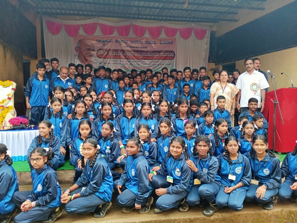 VVS School, Shiravase